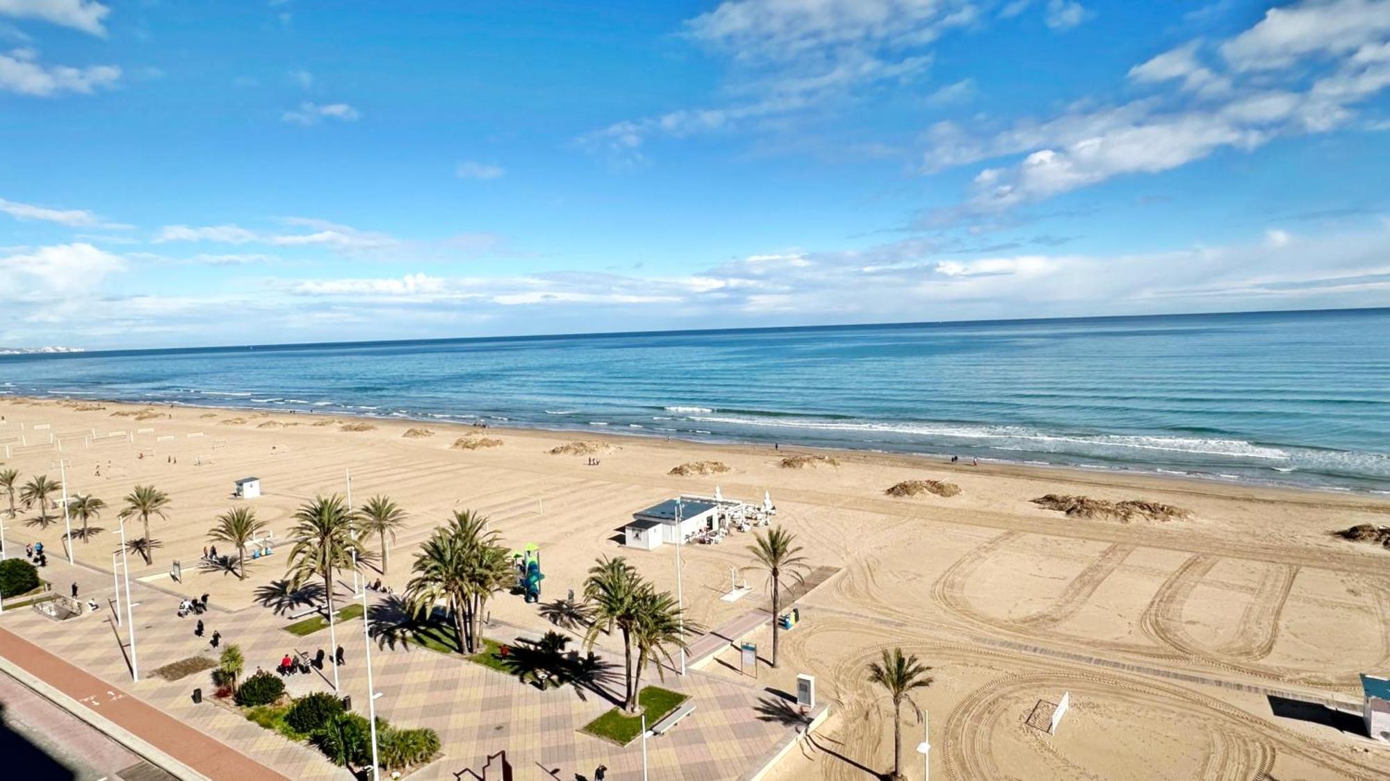 Neptuno 27 - Primera Linea De Playa Playa de Gandia Exterior photo